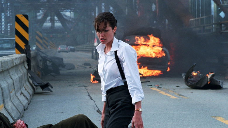 кадр из фильма Забирая жизни