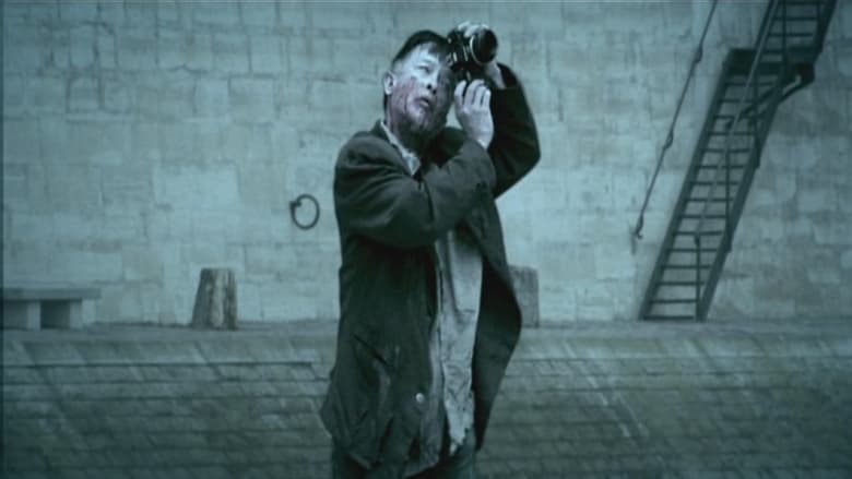 кадр из фильма Париж: Ночь живых мертвецов