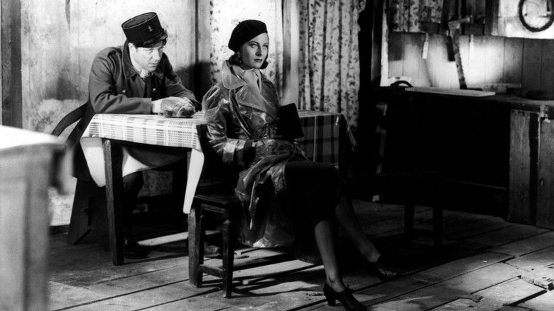 кадр из фильма Набережная туманов