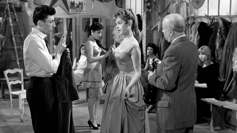 кадр из фильма Обрывая лепестки ромашки