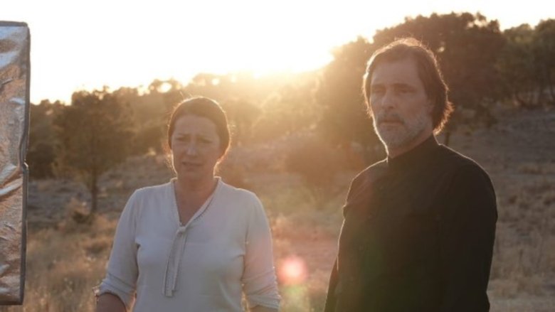 кадр из фильма Дверь