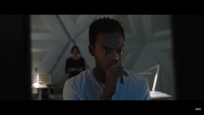 кадр из фильма Они остаются