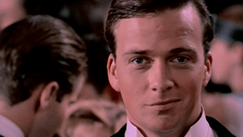 кадр из фильма Приключения молодого Индианы Джонса: Скандал 1920-го года