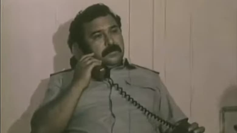 кадр из фильма Чёрная Волга