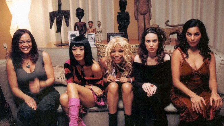 кадр из фильма Она ненавидит меня