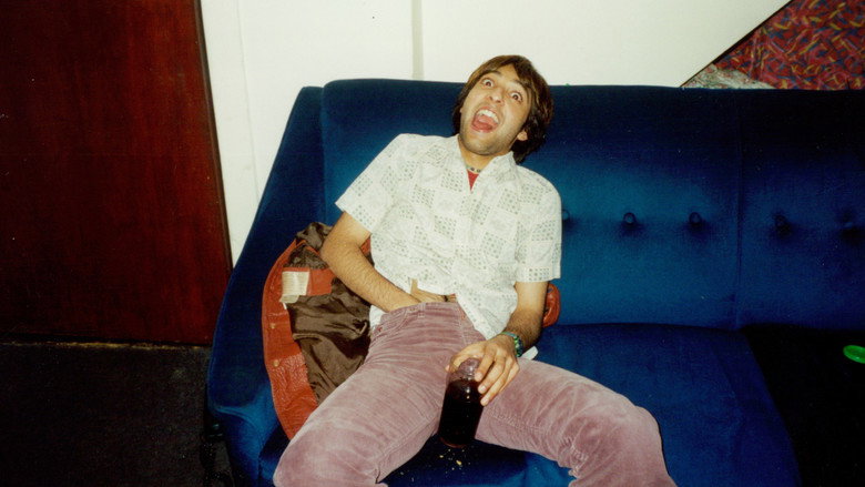 кадр из фильма Crows Are White