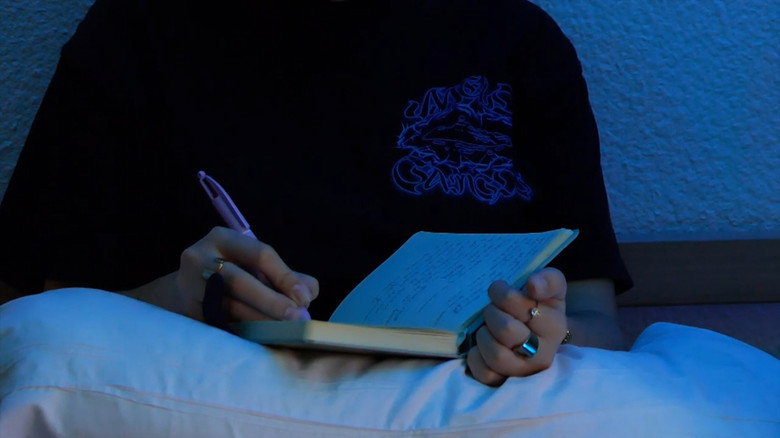 кадр из фильма L'âge des maux