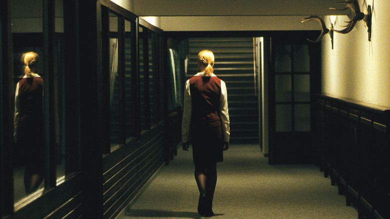 кадр из фильма Отель