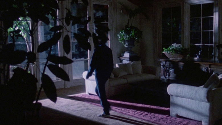 кадр из фильма Они играют с огнём