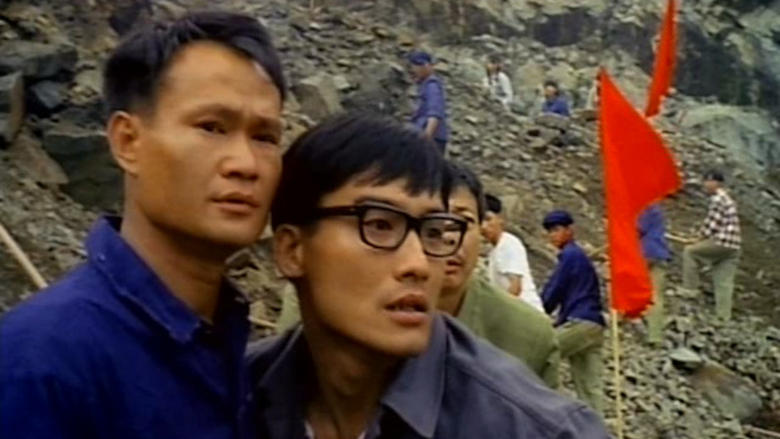 кадр из фильма 鬼幹部