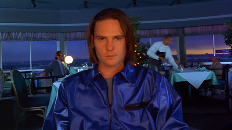 кадр из фильма Взрывной эффект