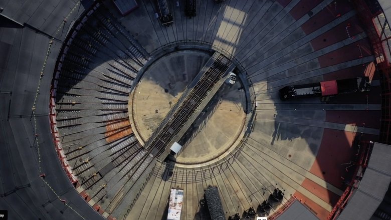 кадр из фильма La plaque tournante