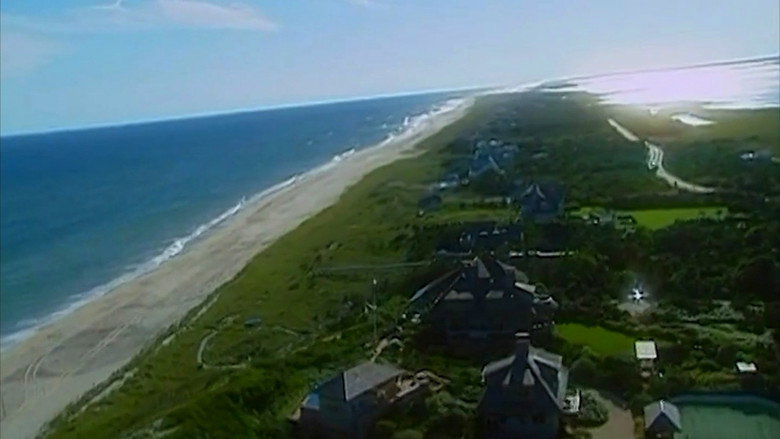 кадр из фильма The Hamptons