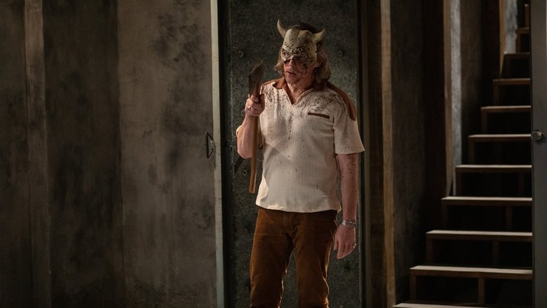 кадр из фильма Чёрный телефон