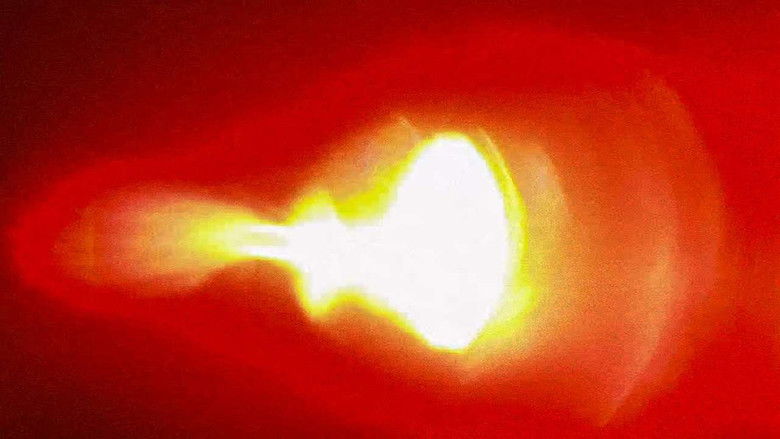 кадр из фильма Intoxicating Tides