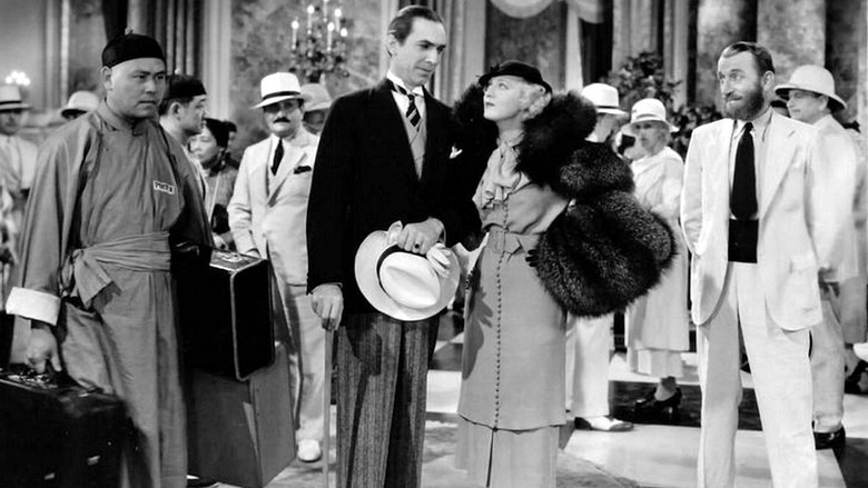 кадр из фильма International House