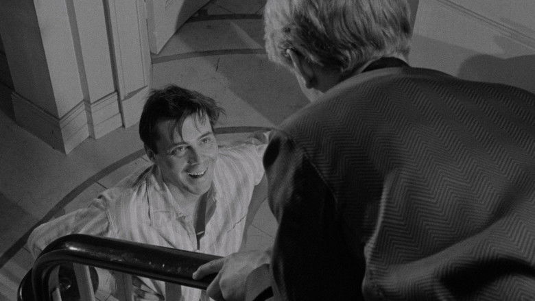 кадр из фильма Слуга