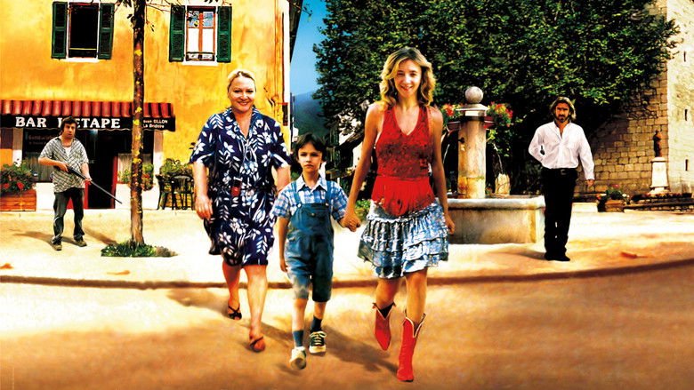 кадр из фильма La vie est à nous !