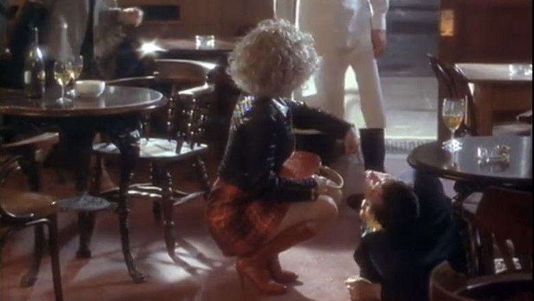 кадр из фильма Мстители: Игра для двоих