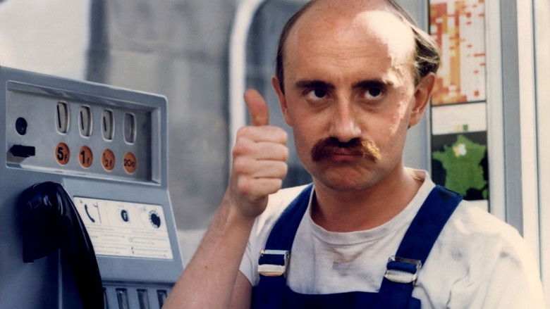 кадр из фильма Заходи - я живу у подруги