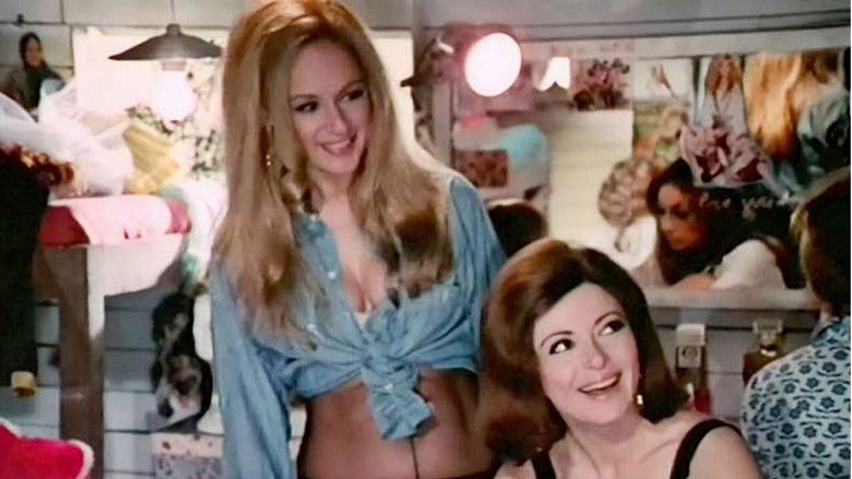 кадр из фильма Ένα Αστείο Κορίτσι