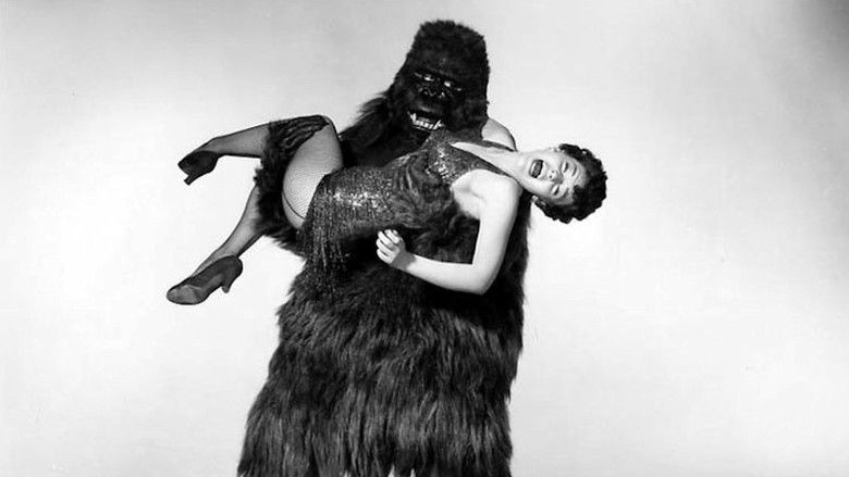 кадр из фильма Gorilla at Large