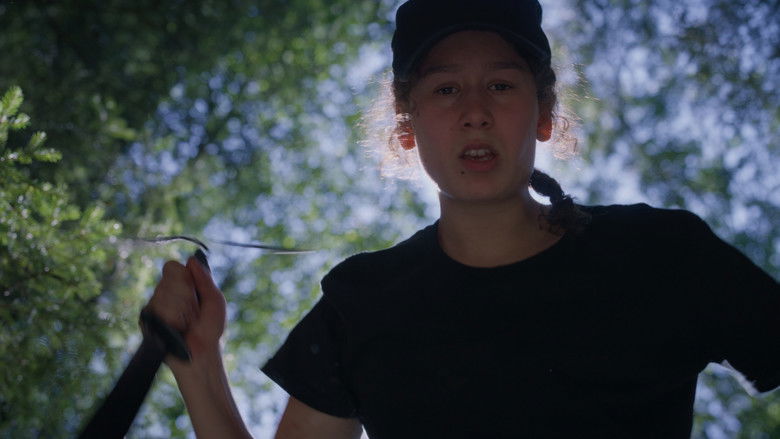 кадр из фильма Monsters