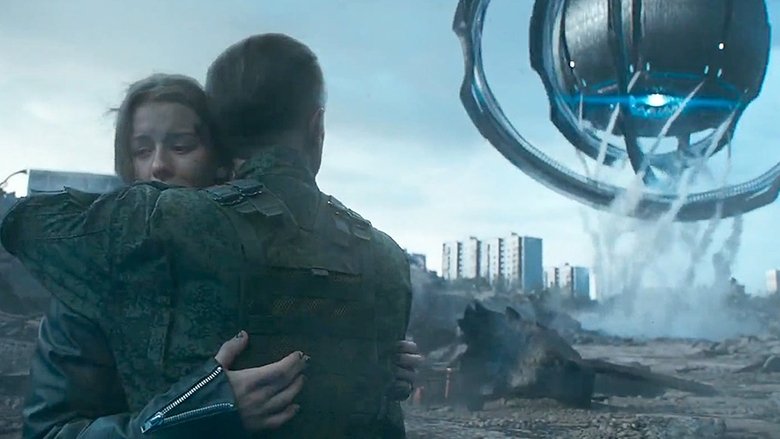 кадр из фильма Притяжение