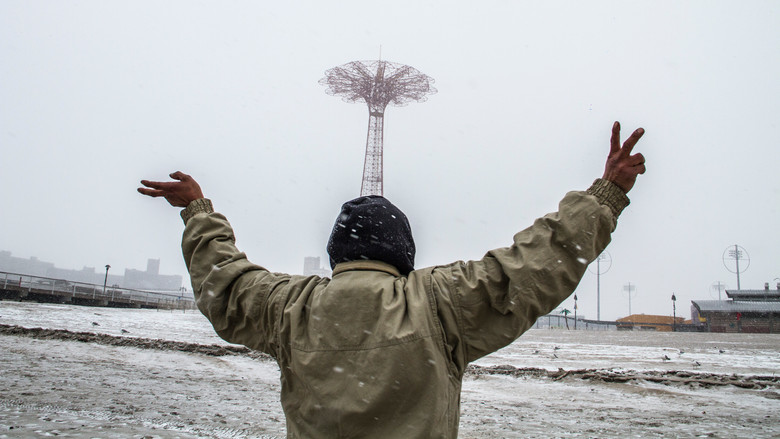 кадр из фильма Ya Me Voy