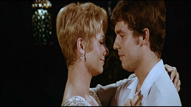 кадр из фильма El golfo