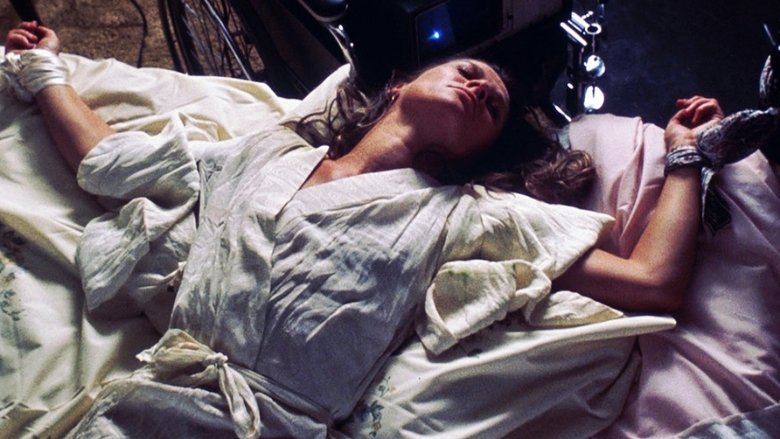 кадр из фильма Потомство демона