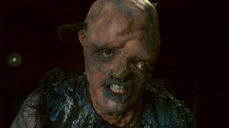 кадр из фильма Токсичный мститель