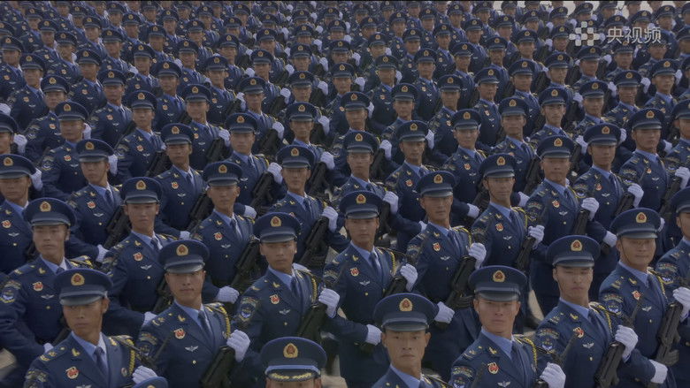 кадр из фильма 此时此刻·2019大阅兵