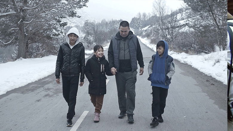 кадр из фильма Ouïghours - Mécanique d’un génocide annoncé