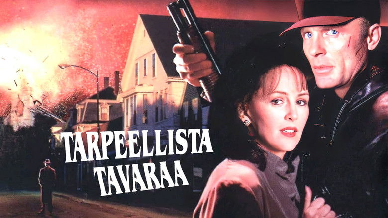 кадр из фильма Нужные вещи