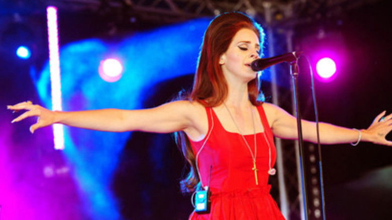 кадр из фильма Lana Del Rey: Hackney Weekend 2012