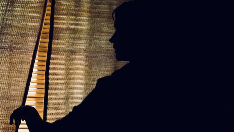 кадр из фильма Мрак