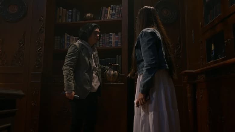 кадр из фильма Зловещие мертвецы: Некрономикон