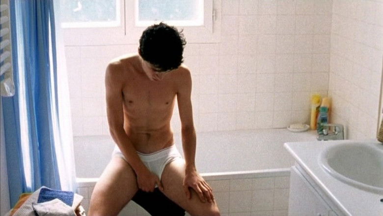 кадр из фильма Всего лишь немного утешения