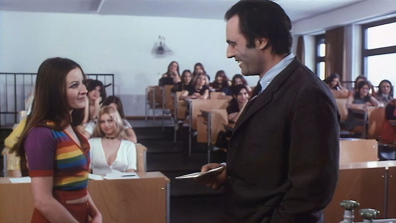 кадр из фильма Доклад о школьницах 2: То, что лишает родителей сна