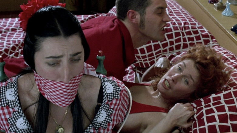 кадр из фильма Кика