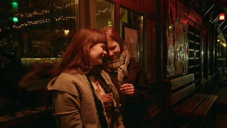 кадр из фильма Зсередини