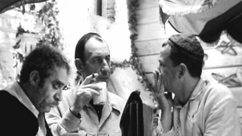 кадр из фильма Ехали в трамвае Ильф и Петров