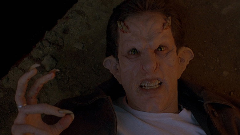 кадр из фильма Иногда они возвращаются снова