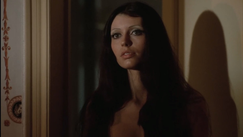 кадр из фильма Les désaxées