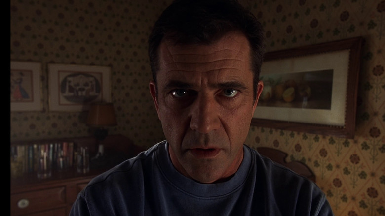 кадр из фильма Знаки