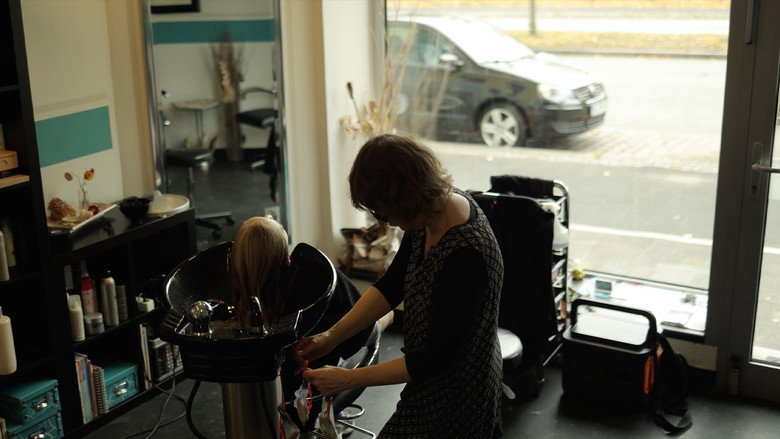 кадр из фильма Fensterplatz