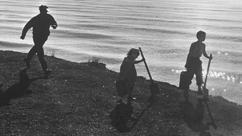 кадр из фильма Полустанок