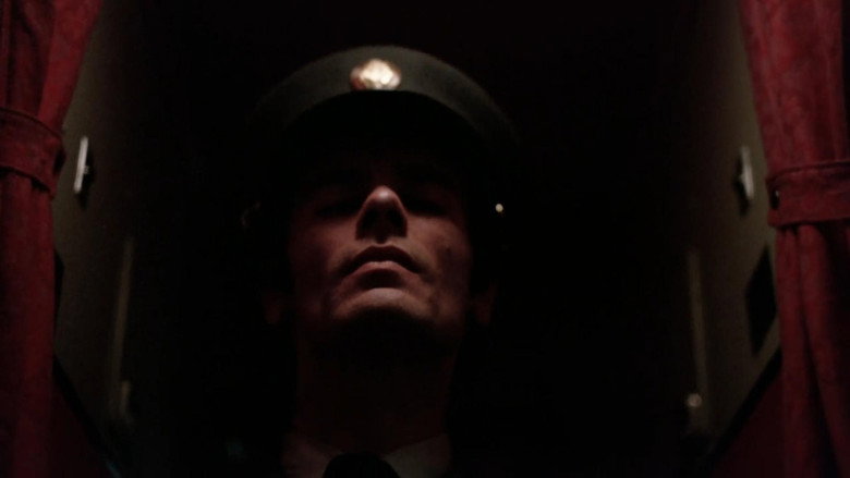 кадр из фильма Tracks