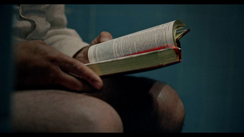 кадр из фильма Algo en el tejado